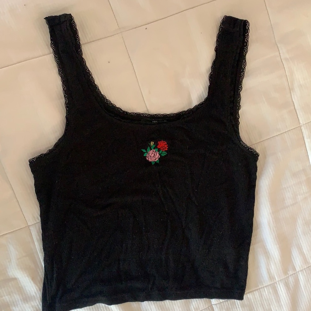 lace lined simple flower spaghetti strap